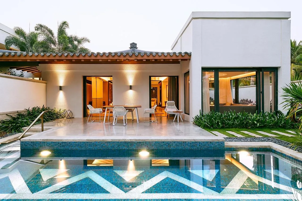 Capella Tufu Bay, Hainan Sanya 5*,